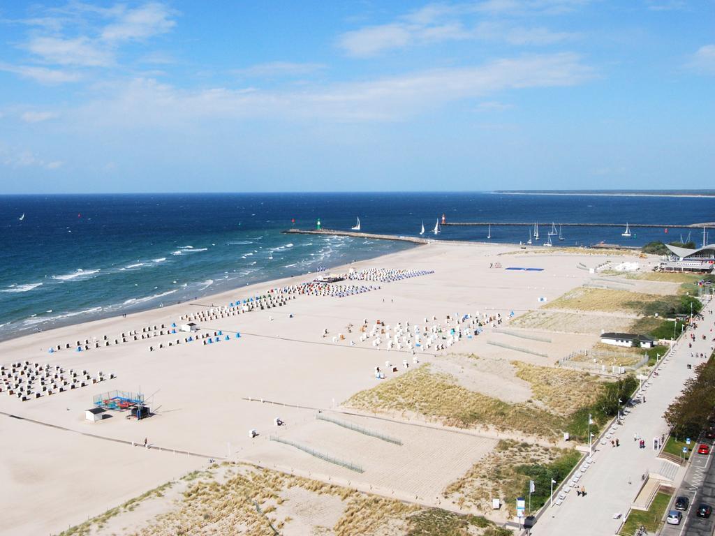 Ferienwohnung Warnemuende Am Kurpark Rostock Exterior foto